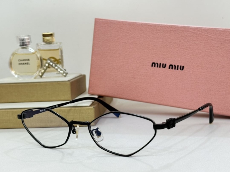 Miu miu Sunglasses